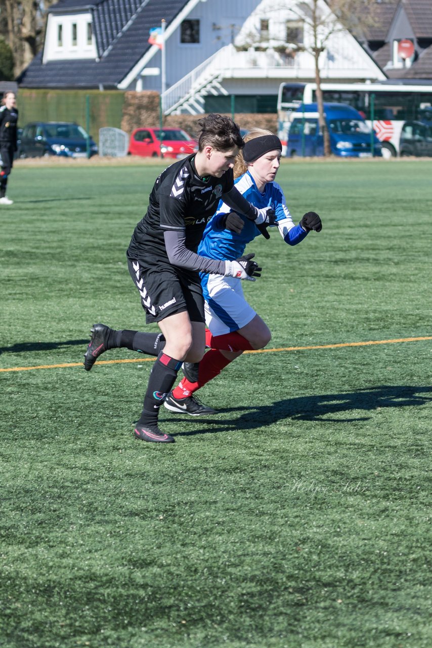 Bild 306 - B-Juniorinnen Halbfinale SVHU - Holstein Kiel : Ergebnis: 3:0